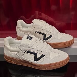 Vans Upland Suede Marshmallow Gum Sneakers Multiple Sizes Available